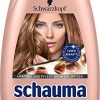 <p>Schauma Repair & Care s bambuckým maslom a kokosovým extraktom hĺbkovo opravuje poškodené vlasy. Prináša späť vitalitu na suché vlasy. pre poškodené a suché vlasy</p>
<ul>
<li>Šampón jemne čistí vlasy a zanecháva ich zdravo vyzerajúce</li>
<li>Vyhladzuje a vyživuje vlasovú štruktúru</li>
<li>Intenzívne ošetruje vlasy dolu ku končekom</li>
<li>Kokosové a bambucké maslo je bohaté na mastné kyseliny Schauma Multi Repair 6 šampón na vlasy 400ml