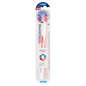 Sensodyne Sensitivity & Gum Soft zubná kefka