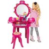 <p>Perfektný kozmetický stolík pre malé parádnice s dizajnom Barbie so zrkadlom a stoličkou v tvare srdca! BARBIE štúdio s toaletný stolík a stolička vyrobená z vysoko kvalitného a stabilného plastu. Barbie v originálnom dizajne. Ttento toaletný stolík Barbie Make Up stolík 90cm