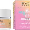 <p><span>EVELINE my Beauty Elixir zmatňujúci detoxikačný krém</span></p>
<p id="tw-target-text" class="tw-data-text tw-text-large XcVN5d tw-ta" dir="ltr" data-placeholder="Preklad"><span class="Y2IQFc" lang="sk">V čom spočíva tajomstvo účinnosti rady<span> </span><em>my Beauty Elixir?<span> </span></em>Receptúra pozostáva z 98% zložiek prírodného pôvodu. Starostlivo vybrané ingrediencie na rastlinnej báze - výťažky z rastlín a ovocia sú známe svojou účinnosťou pri každodennej starostlivosti o pokožku. Mimoriadna sila zloženia bez zbytočných prísad Eveline Cosmetics EVELINE my Beauty Elixir Peach Matt zmatňujúci krém 50ml