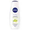 <p class="long-description">Okoreňte si každodenný rituál štipkou exotiky! Spoznajte jedinečnú kombináciu aloe vera a elegantnej vône karamboly. Zahaľte sa do krémovo jemnej ošetrujúcej peny a užite si pocit hodvábne hebkej a hydratovanej pokožky. Doprajte si chvíľu relaxácie a vyskúšajte krémovo jemné zloženie pre zdravie a krásu vašej pokožky: NIVEA Ošetrujúci sprchový gél Care & Star Fruit.</p>
<ul>
<li>Aloe vera hydratuje a zároveň chráni pred vysúšaním.</li>
<li>Bohatá pena rozmaznáva pokožku a zanechá ju hodvábne hebkú.</li>
<li>Elegantná vôňa karamboly pretrvá na pokožke i po sprchovaní.</li>
</ul> Nivea Care & Star Fruit sprchový gél 500ml